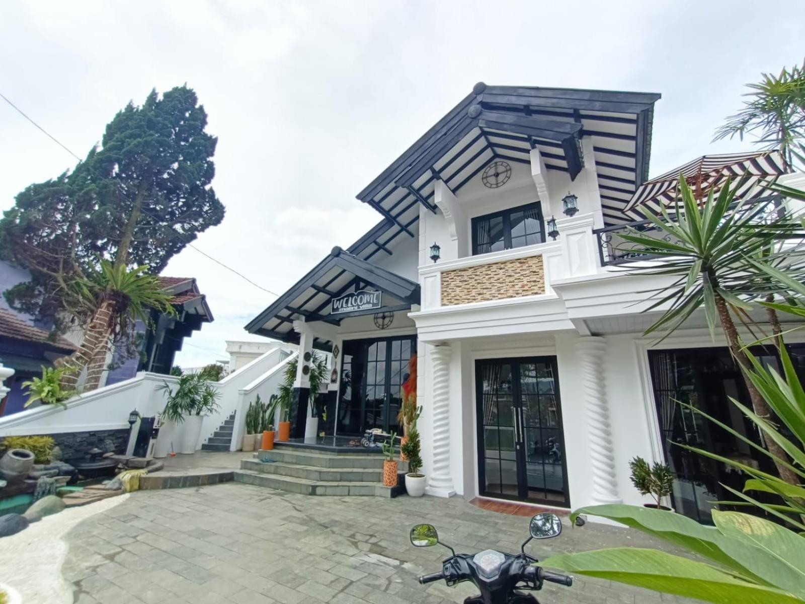 Villa Kota Bunga Malini 10 Cikundul Exteriér fotografie